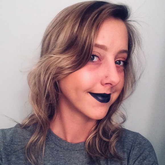 Meet your Posher, Ashlea - Picture 1 of 1